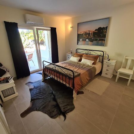 Quinta Omorka Suites Lagos Esterno foto